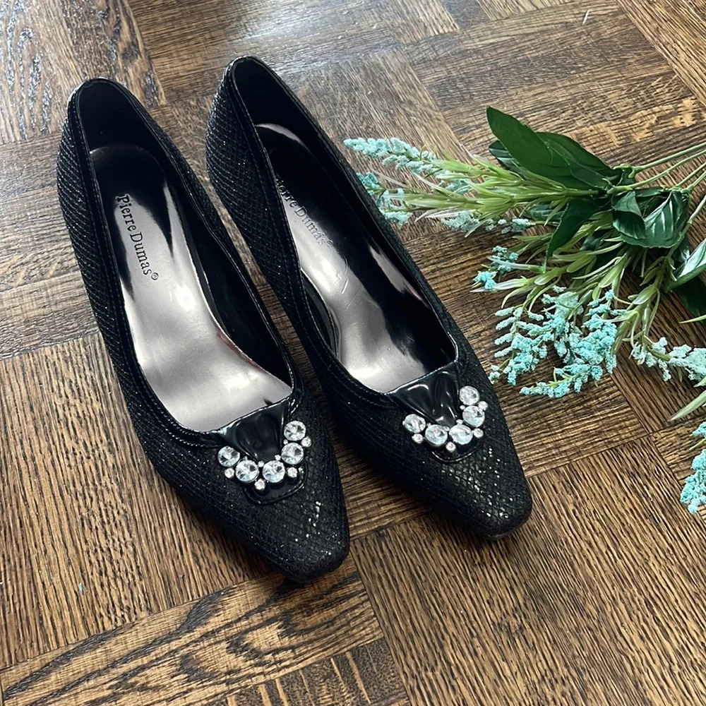 PIERRE DUMAS Black heels